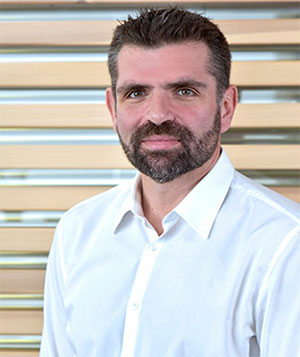 Nikos Tsoulos